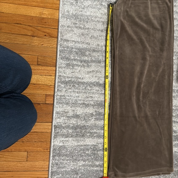 Velour lounge set - Picture 4 of 8